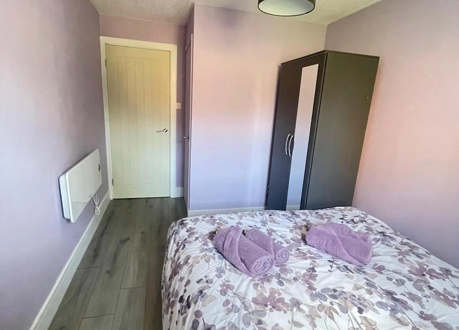 Lovely Flat In Cardiff Bay United Kingdom