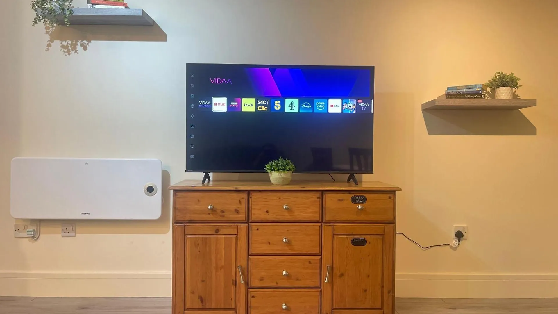 Lovely Flat In Cardiff Bay 0*,  United Kingdom
